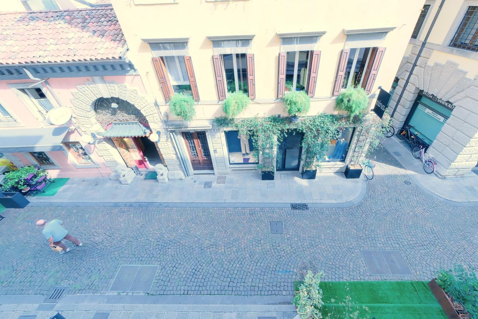 Le Case Di Sara Parking And Two Rooms In The Historic Center Udine Eksteriør bilde