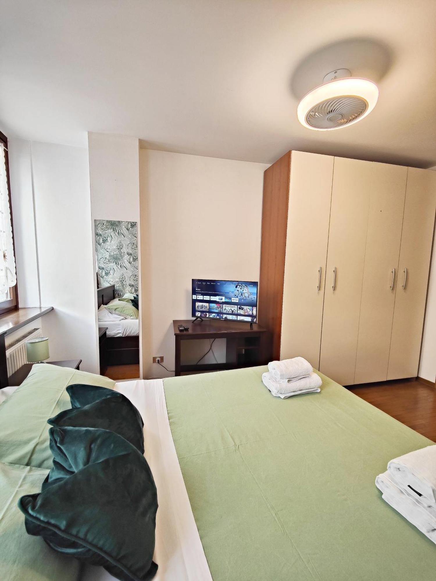 Le Case Di Sara Parking And Two Rooms In The Historic Center Udine Eksteriør bilde